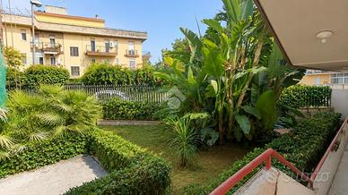 5 LOCALI A GRAVINA DI CATANIA