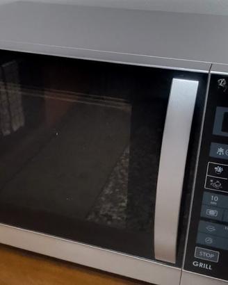 FORNO MICROONDE SHARP 900 WATT