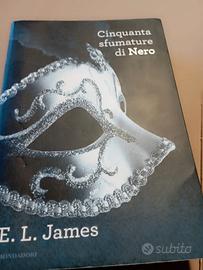 Cinquanta sfumature di nero, E. L. Janes