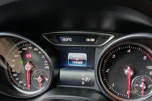 Mercedes cla200d 