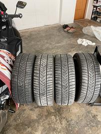 Gomme invernali Pirelli Sottozero 3 255/35/21