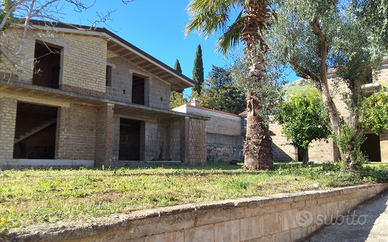 2 ville quartiere di Casertavecchia da completare