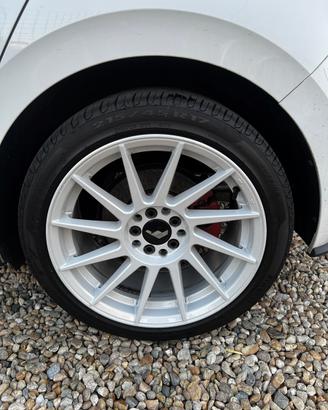 Cerchi in lega Japan Racing JR22 17" 5x100/5x114,3