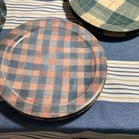 Piatti piani e frutta