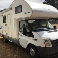 Noleggio camper 6 posti con garage