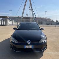 Volkswagen Golf 2.0 TDI 5p. 4MOTION Highline BlueM