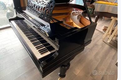 Pleyel pianoforte a mezza coda