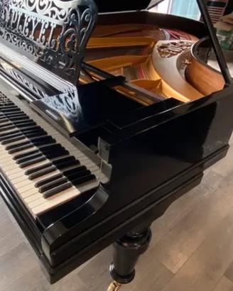 Pleyel pianoforte a mezza coda