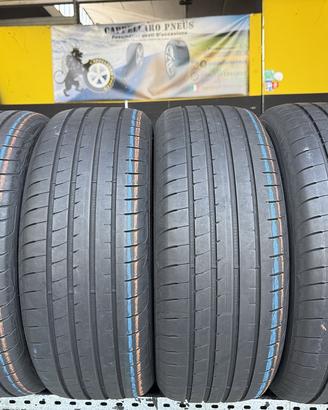 4 Gomme Goodyear 235/55R18 100V Estivi 90% residui