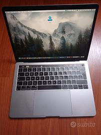 MacBook Pro 13,3" Touch Bar
