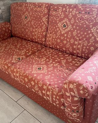 Divano letto, doghe in legno.