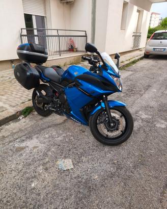 Yamaha xj6