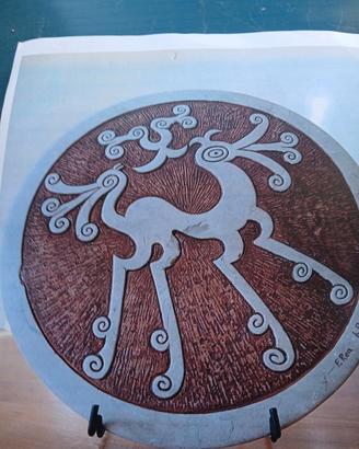 scultura in pietra con la chimera sannitica