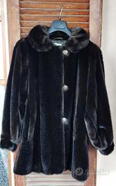 cappotto in pelliccia sintetica