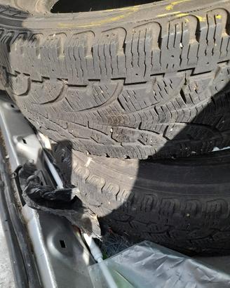  2 gomme 205/65 r 16 T  xl