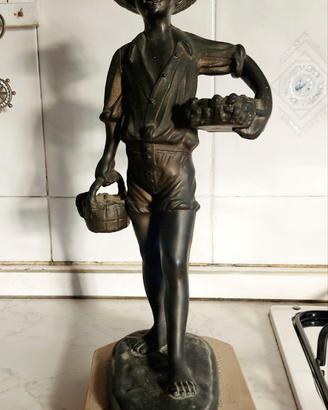 Statua antica il Pescatore perfetta anni sessanta.