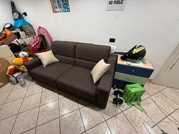 Divano usato omaggio