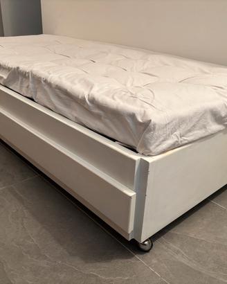 Letto con rotelle