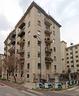 6-vani-mq-193-arredato-con-posto-auto-e-cantina