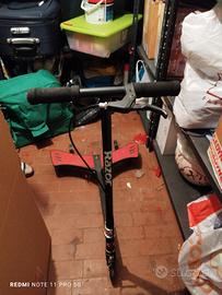 bipattino, monopattino a tre ruote 