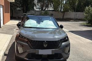 Peugeot 2008 Hybrid 136cv GT e-DCS6-2025 (12500km)