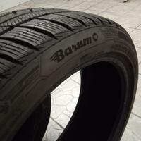 Coppia di pneumatici 225/45 R19 V XL