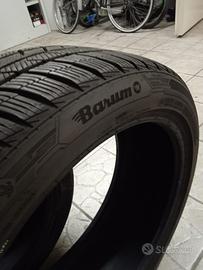 Coppia di pneumatici 225/45 R19 V XL