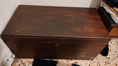 Cassapanca in legno 