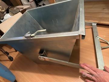 Vasca di acciaio per montacarichi