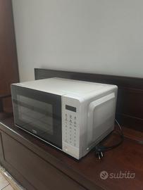 Forno  microonde Beko 20.L pari al nuovo!