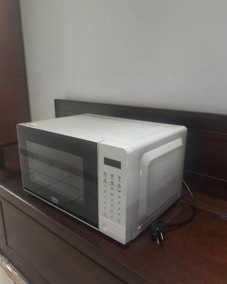 Forno  microonde Beko 20.L pari al nuovo!