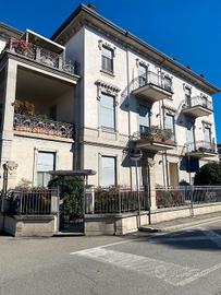 Residenza con terrazzo privato in stabile d'epoca