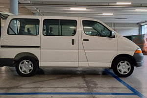 Toyota hiace japan asi