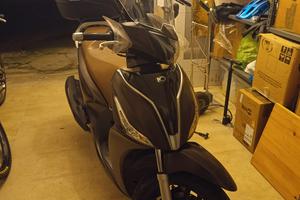Kymco new people S