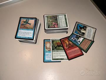 Mazzo di 100 carte di Magic the Gathering.
