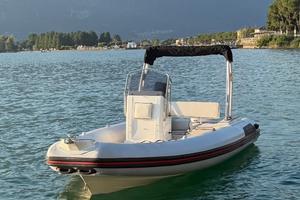 gommone 6 metri senza patente