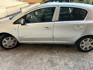 Opel Corsa 1.3 SOLO RICAMBI