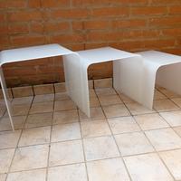 3 tavolini in plexiglass opalino 
