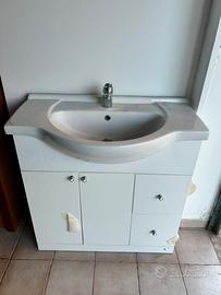 Lavabo con mobile