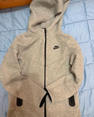 nike tech fleece