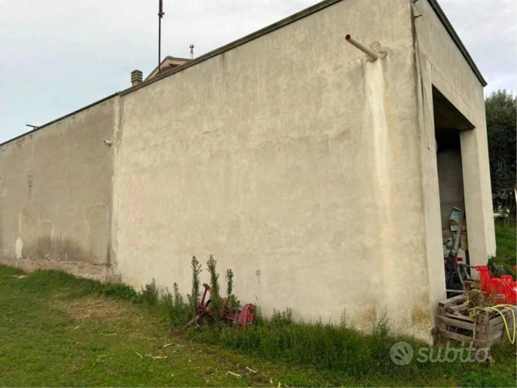 Immobile in asta di 5489 m² a Terre Roveresche - Vista 2