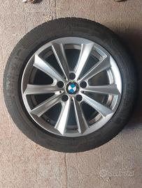 cerchio in lega BMW da 17 pollici
