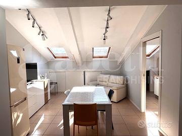 Corso G.Garibaldi - ristrutturata ed arredata