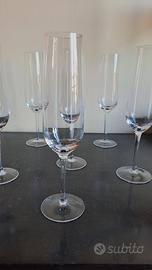 Sei bicchieri flute