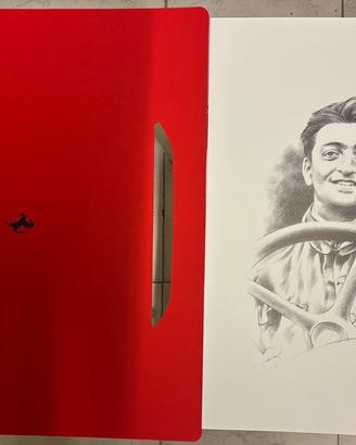 Litografia Enzo Ferrari giovane al volante.