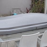 Box portabagagli da tetto marca Thule 