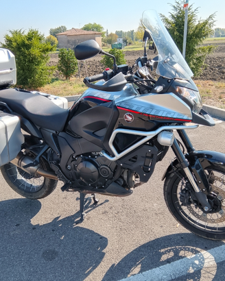 Honda 1200 crosstourer travel edition