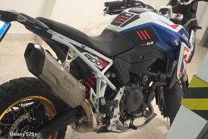 BMW f900gs 12/2025 1.500 km