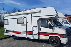 Camper completo di tutto e pronto a partire