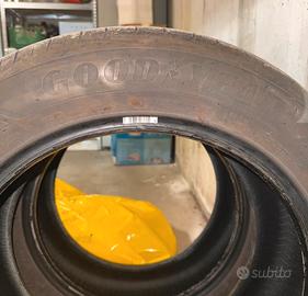Pneumatici estivi Goodyear 215/55 R17